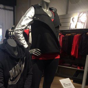 NIKE WOMANS SIZE SMALL BLACK AND SILVER WOOL AND LEATHER BLEND DESTROYER JACKET